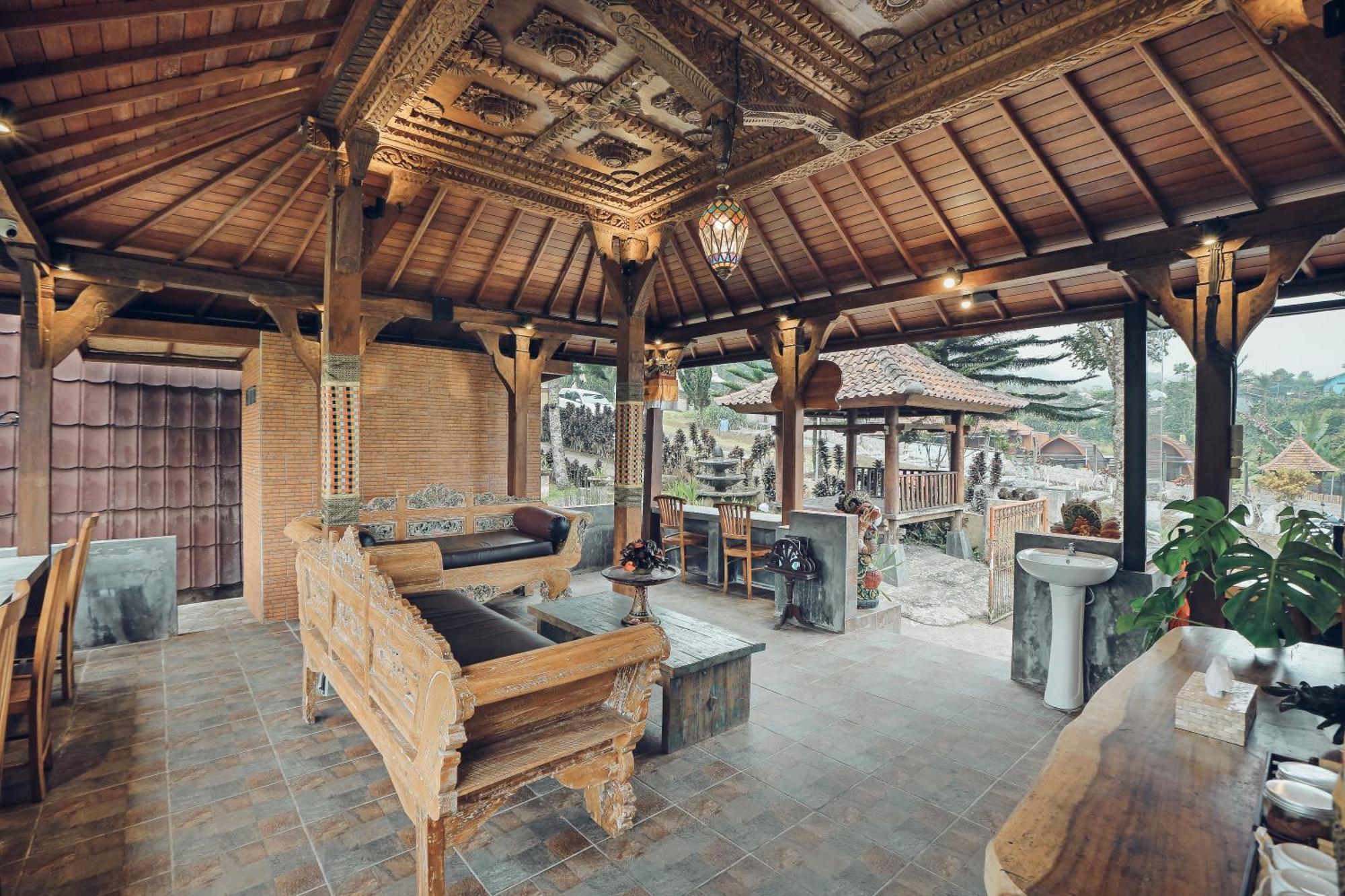Tunjung Sari Villa Bedugul Бедугул Экстерьер фото